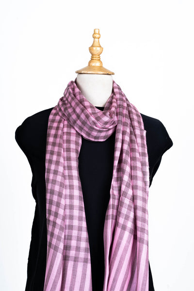 Dusky Blossom: Checked Merino Wool Scarf in Mauve and Lavender