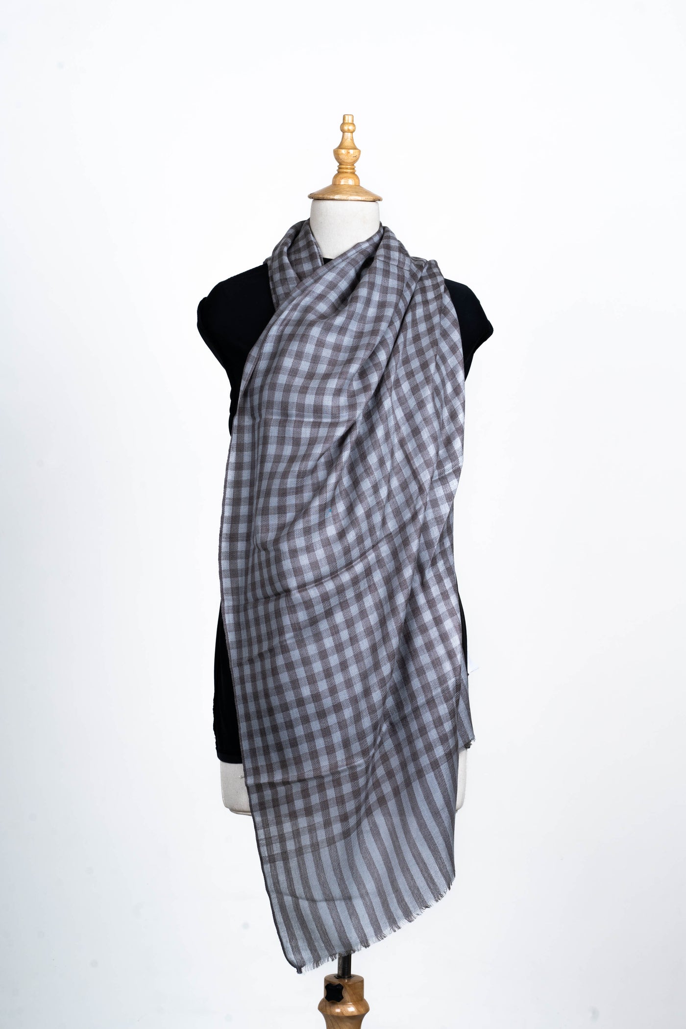 Midnight Blues: Checked Merino Wool Scarf with Steel Gray Undertones