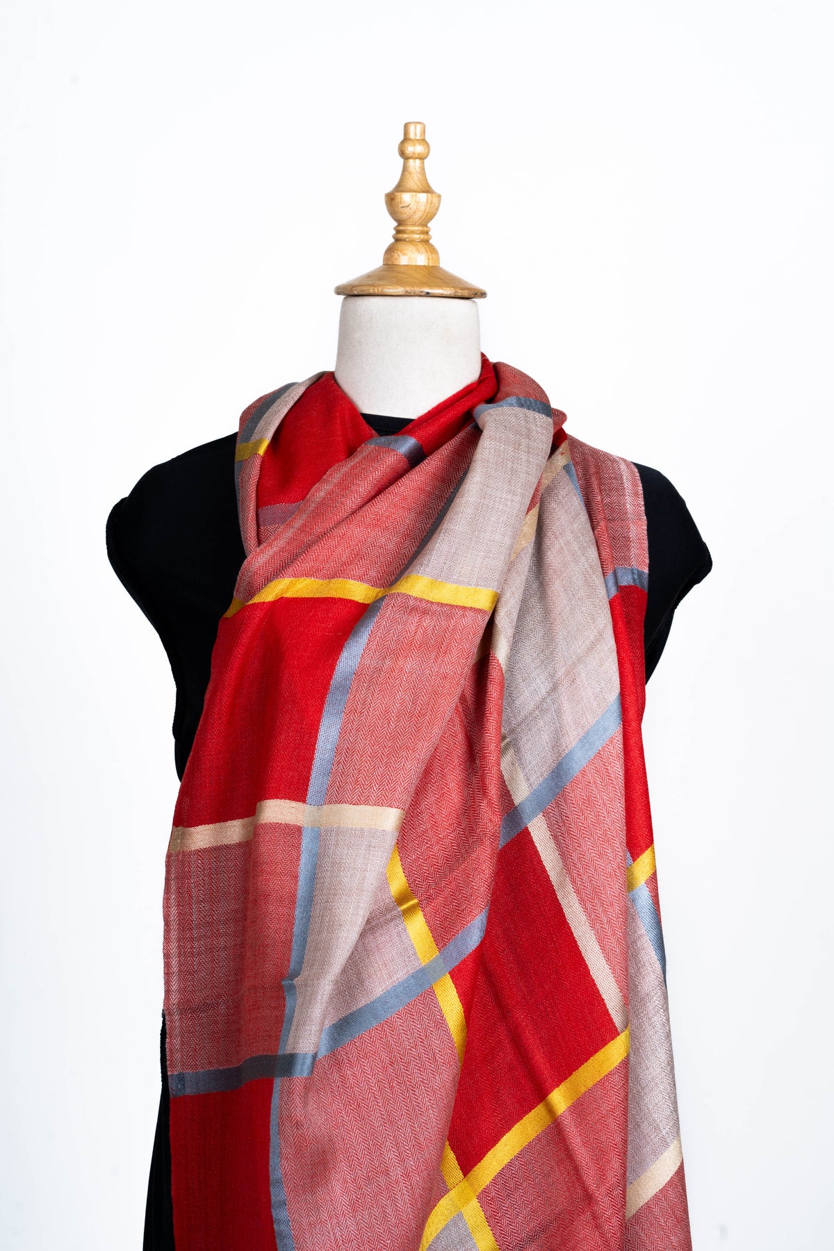 Radiant Elegance: Merino Wool Checked Scarf in Scarlet Hues