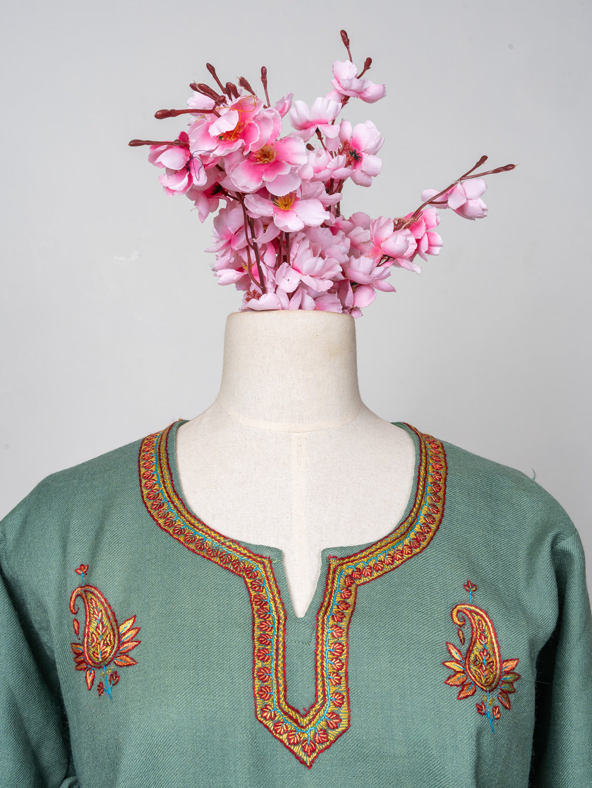 Royal Paisley Sozni Hand Embroidered Fine Merino Wool Pheran