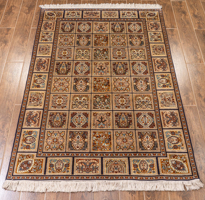 Regal Carpet - Hand Knotted Pure Silk Kashmiri Carpet 4ft * 6ft