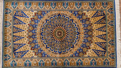 Sunburst Medallion Carpet - Hand Knotted Pure Silk Kashmiri Carpet (3ft * 5ft)