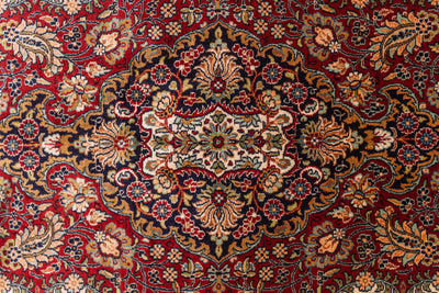 Crimson Blossom Elegance Carpet - Hand Knotted Pure Silk Kashmiri Carpet (2.5ft * 4ft)