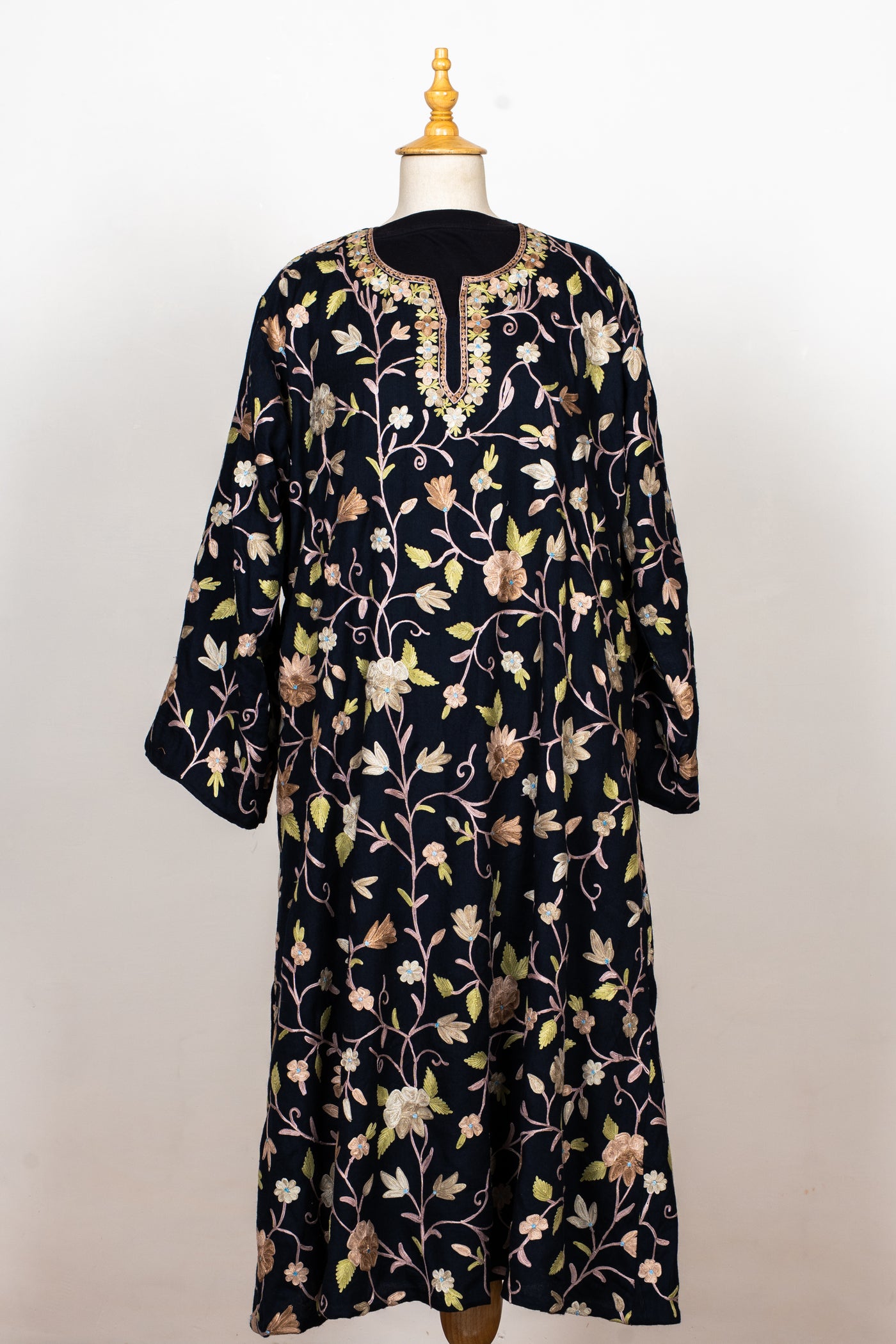 Midnight Vine Aari Embroidered Abaya