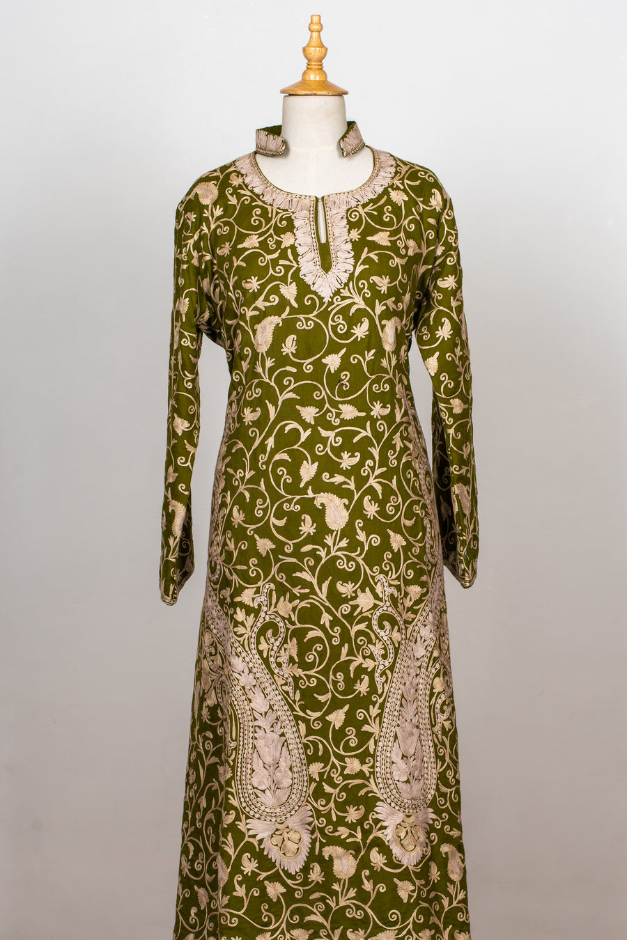 Olive Vine Aari Embroidered Abaya