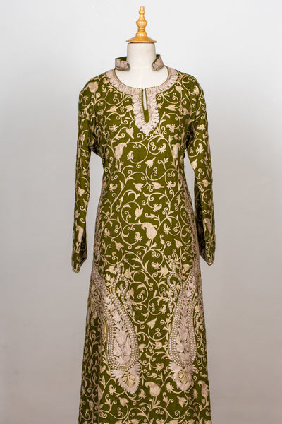 Olive Vine Aari Embroidered Abaya