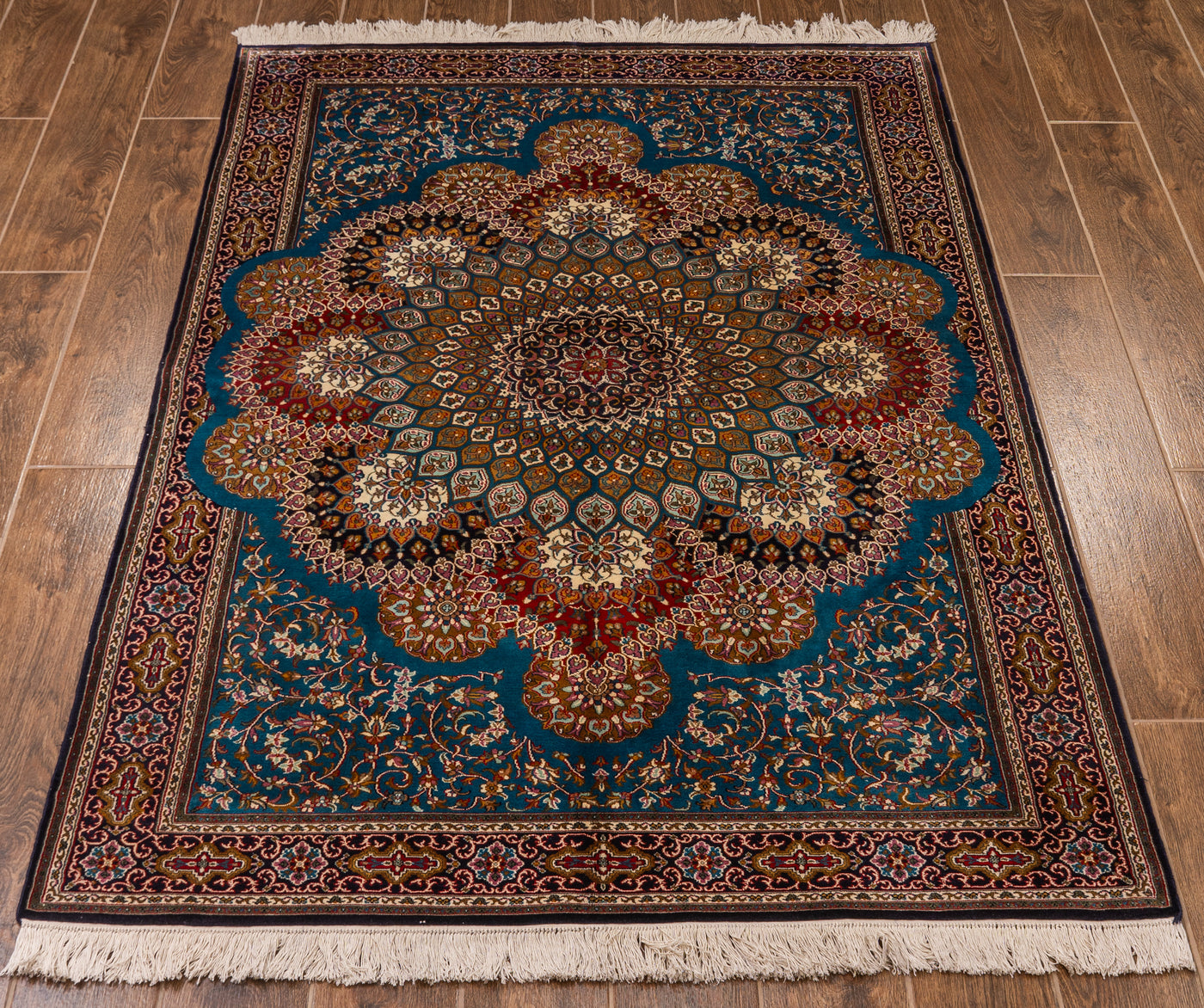 Turquoise Radiant Medallion Carpet - Hand Knotted Pure Silk Kashmiri Carpet (4ft * 6ft)