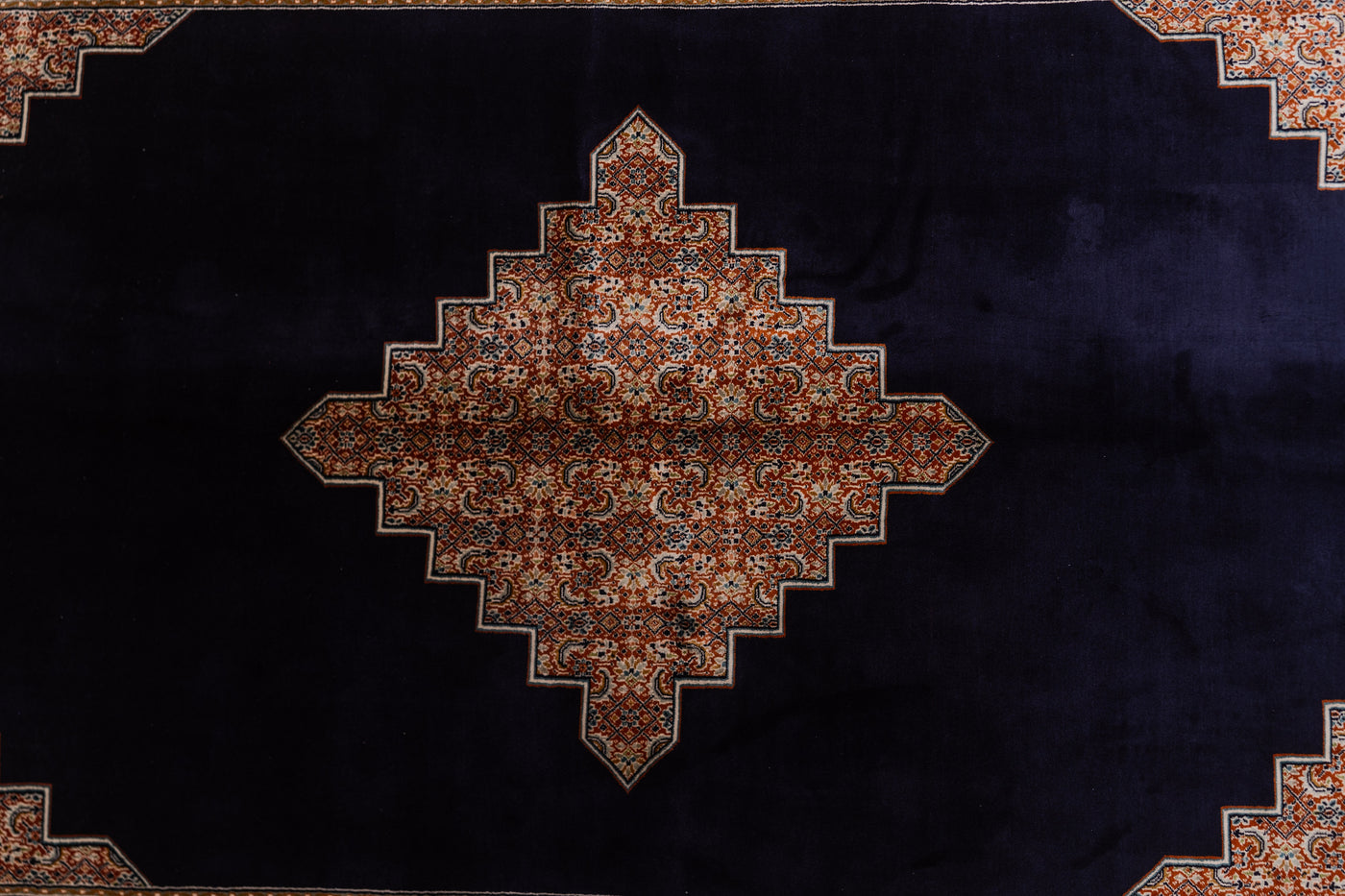 Midnight Geometric Diamond Carpet - Hand Knotted Pure Silk Kashmiri Carpet (6ft * 4ft))