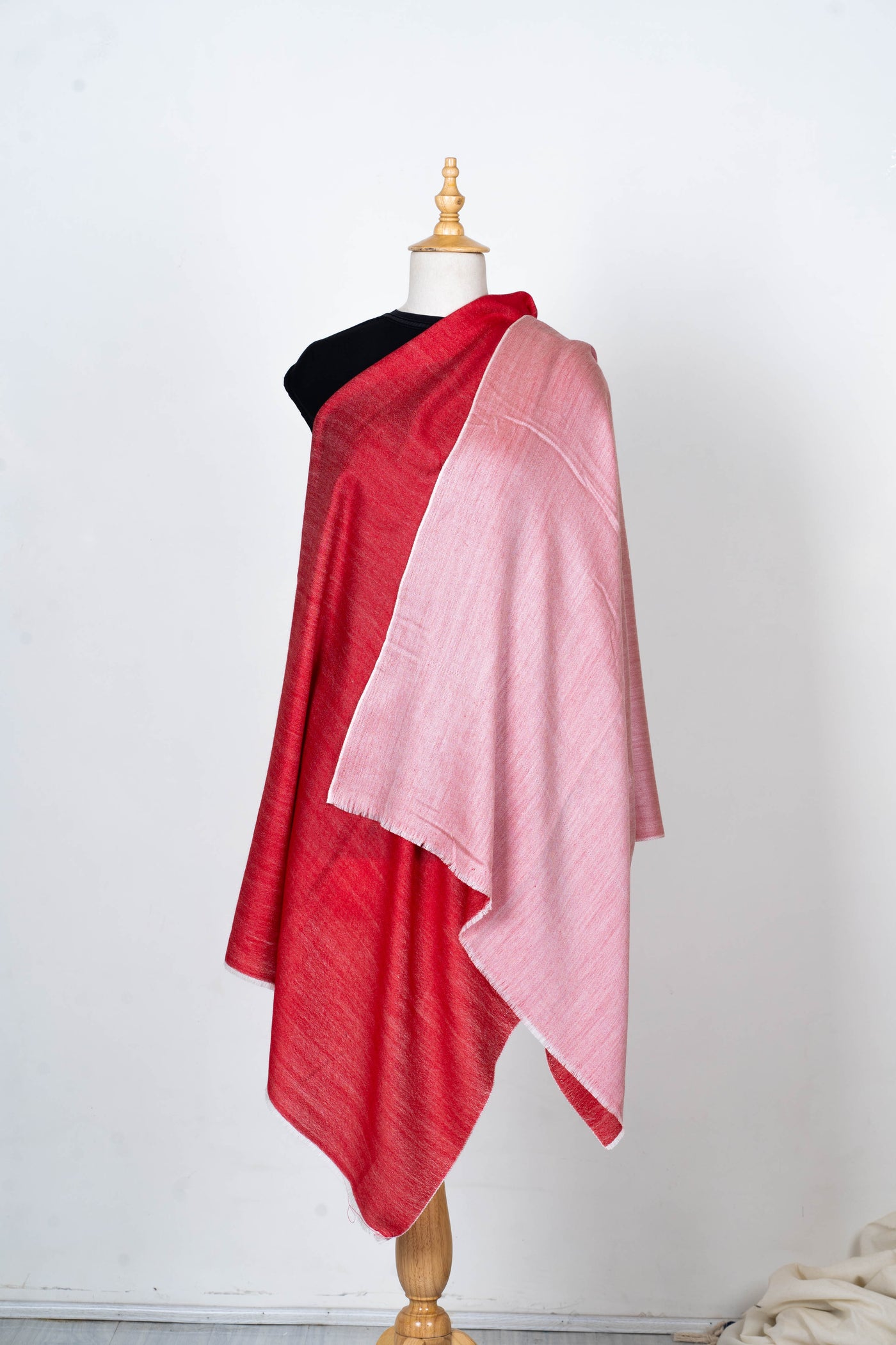 Scarlet Charm: Reversible Merino Wool Scarf in Red and Blush Pink