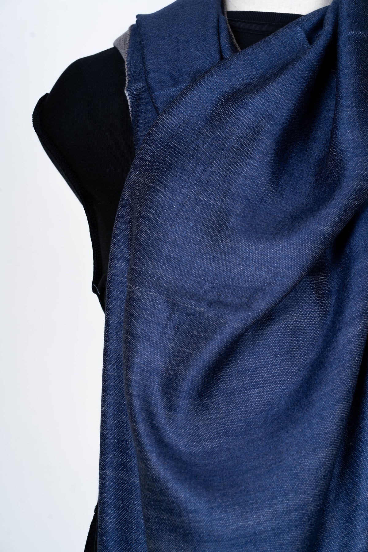 Midnight Glow: Reversible Merino Wool Stole in Navy and Gray