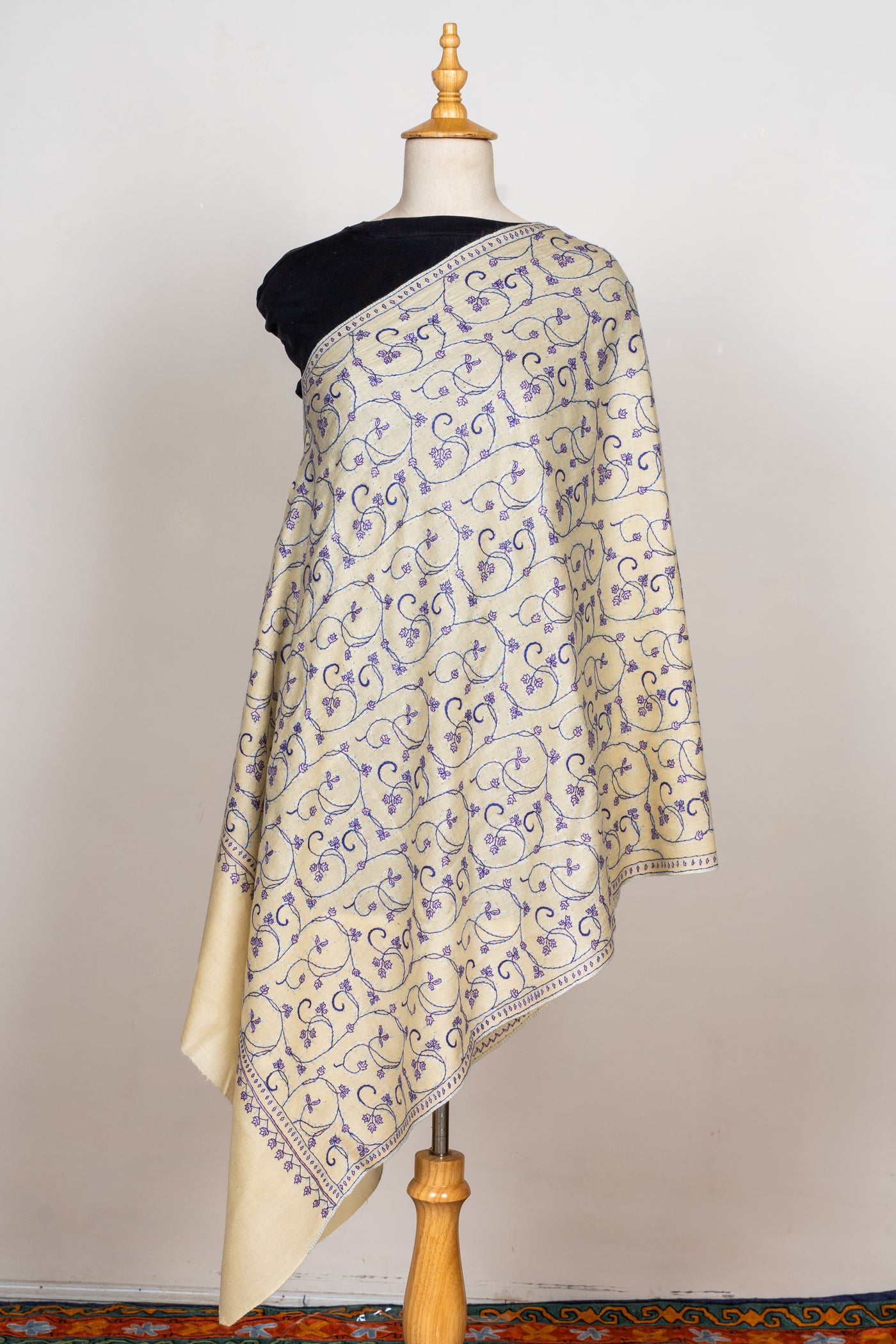 Lilac Whispers: Hand Embroidered Sozni Merino Wool Scarf in Cream