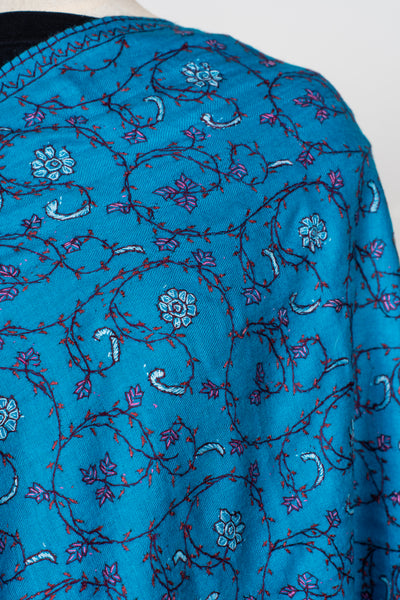 Kashmiri Sapphire: Sozni Hand Embroidered Merino Wool Scarf in Blue
