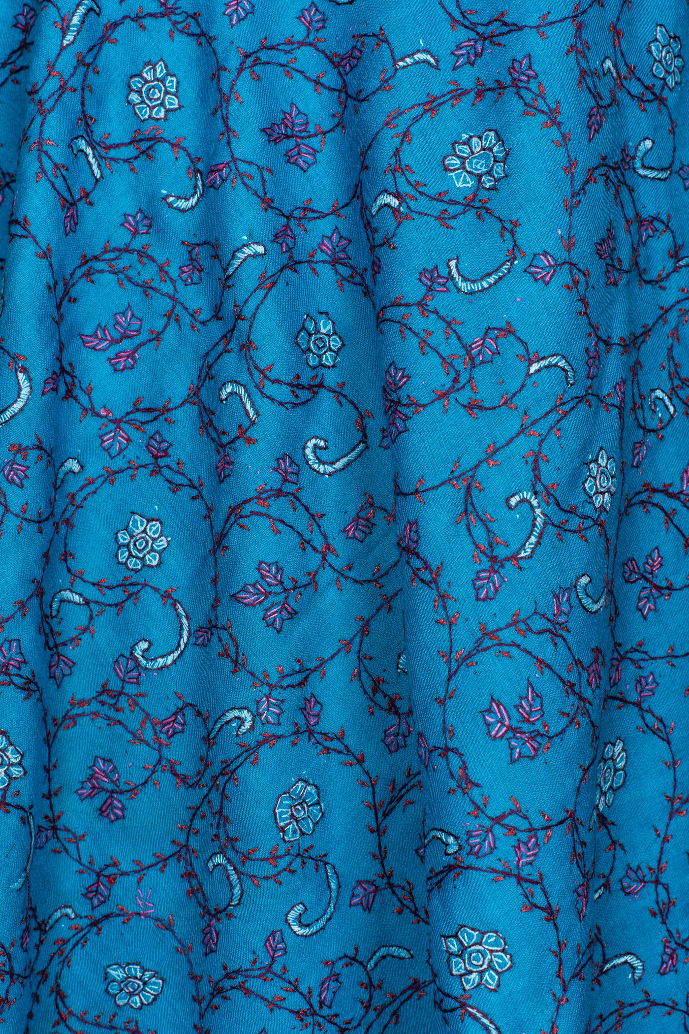 Kashmiri Sapphire: Sozni Hand Embroidered Merino Wool Scarf in Blue