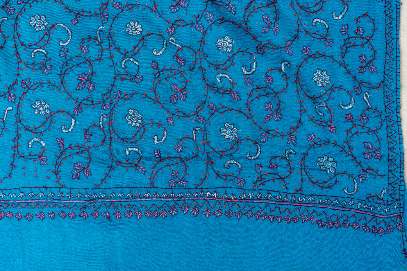 Kashmiri Sapphire: Sozni Hand Embroidered Merino Wool Scarf in Blue