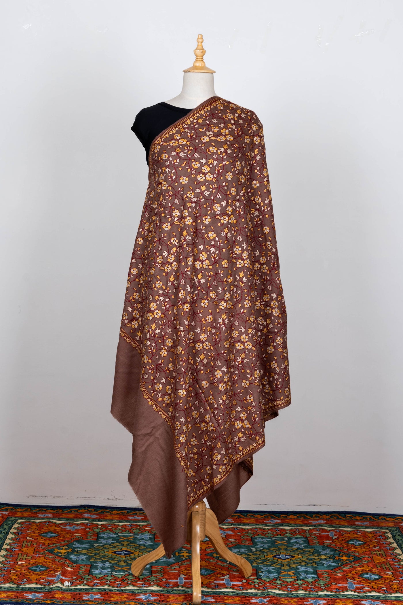 Chashm-e-Gul – Merino Wool Shawl with Hand-Embroidered Sozni Elegance