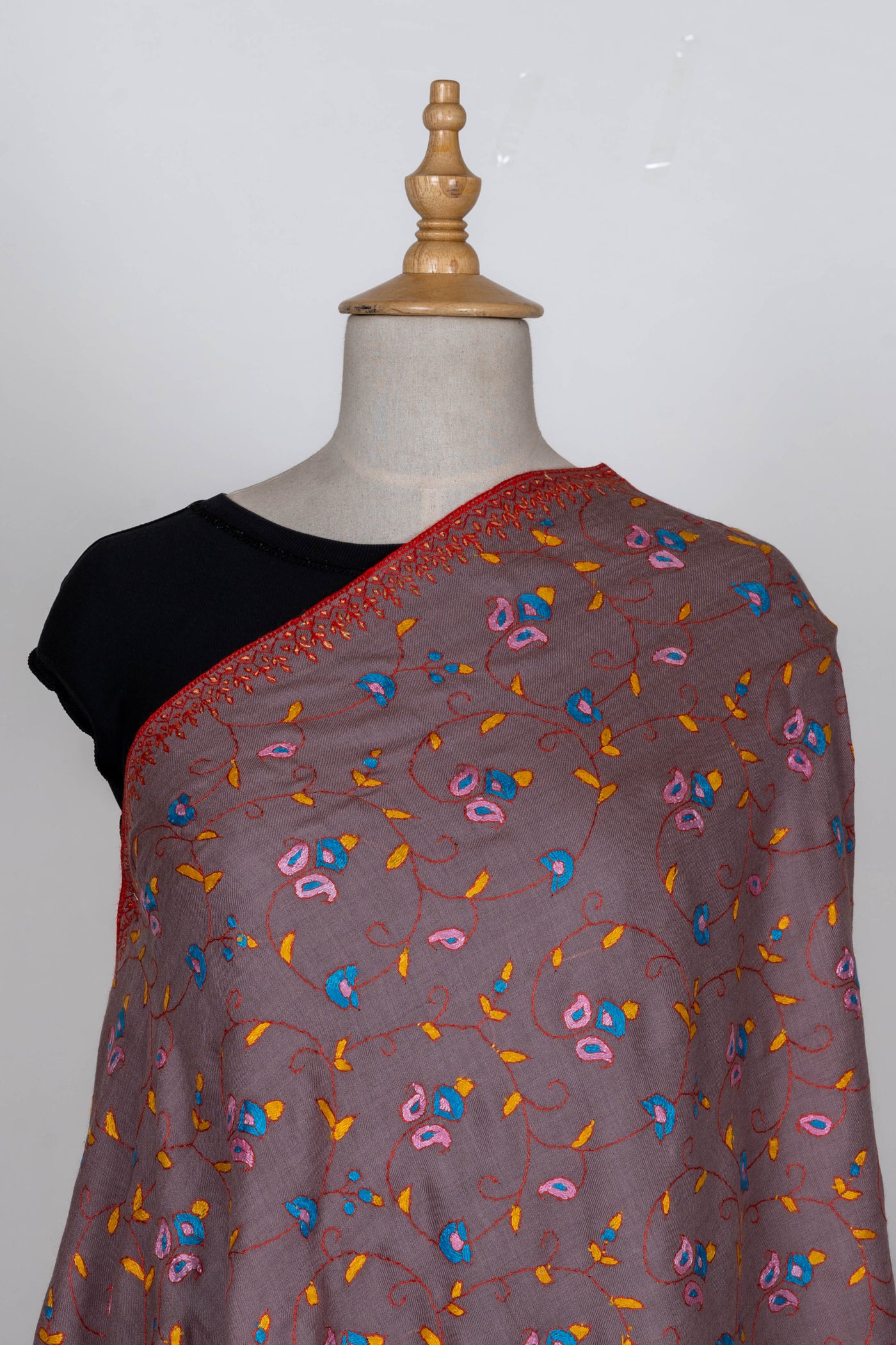 Kashmiri Bloom: Hand-Embroidered Sozni Merino Wool Shawl