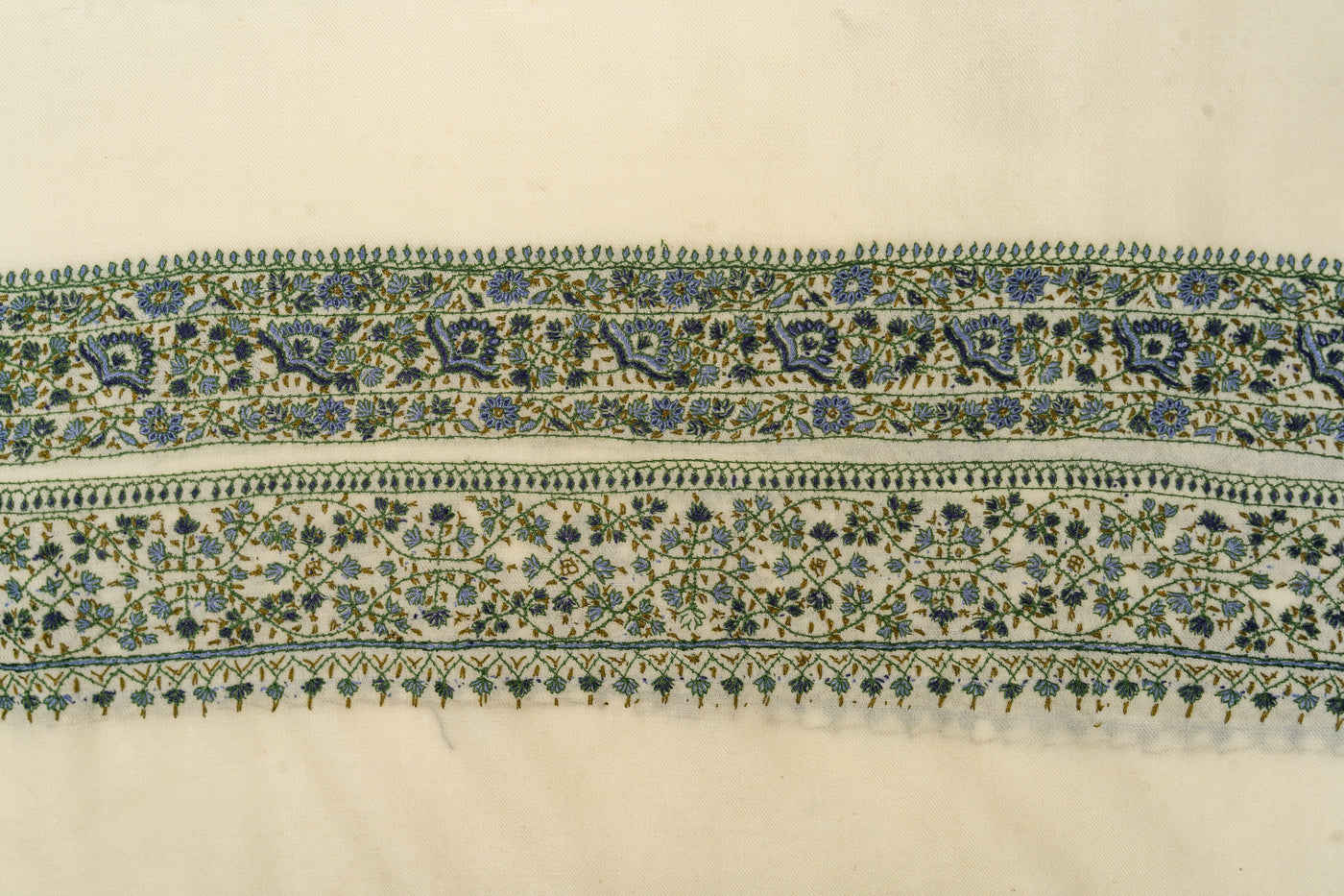 Ivory Elegance: Kashmiri Hand Embroidered Shawl