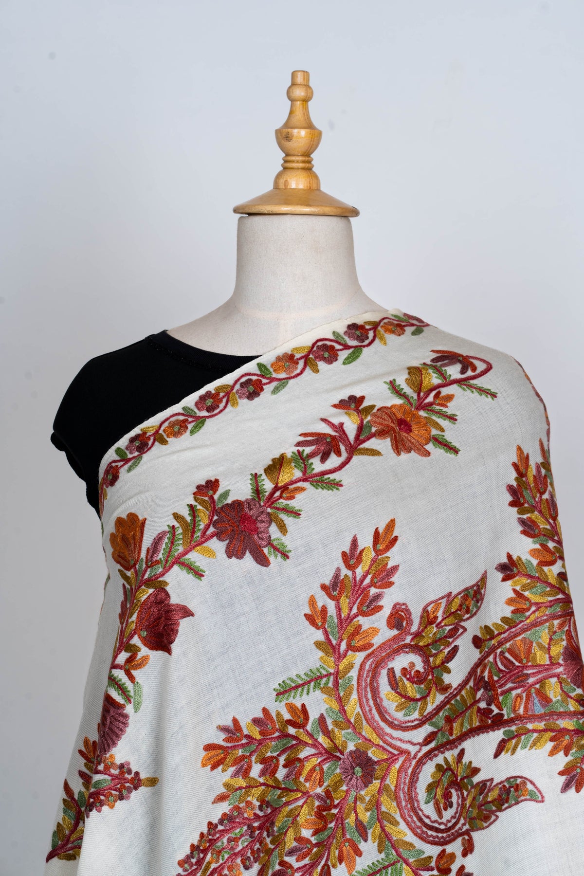 Bahaar-e-Zar – Hand Aari Embroidered Merino Wool Stole