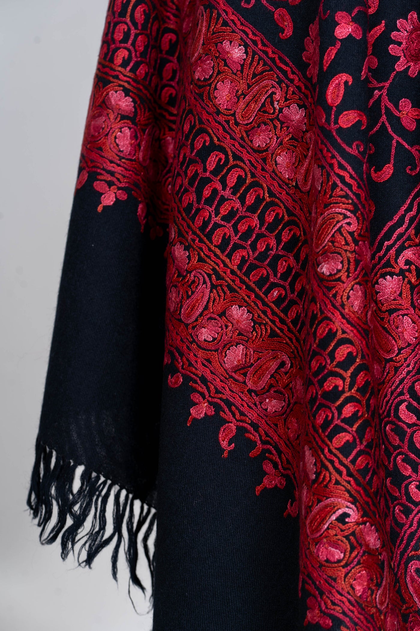 Surkh Nazakat – Hand Aari Embroidered Merino Wool Scarf