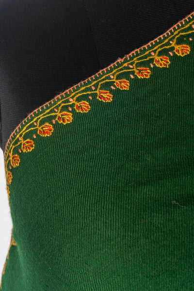 Emerald Majesty: Hand Embroidered Merino Wool Sozni Shawl