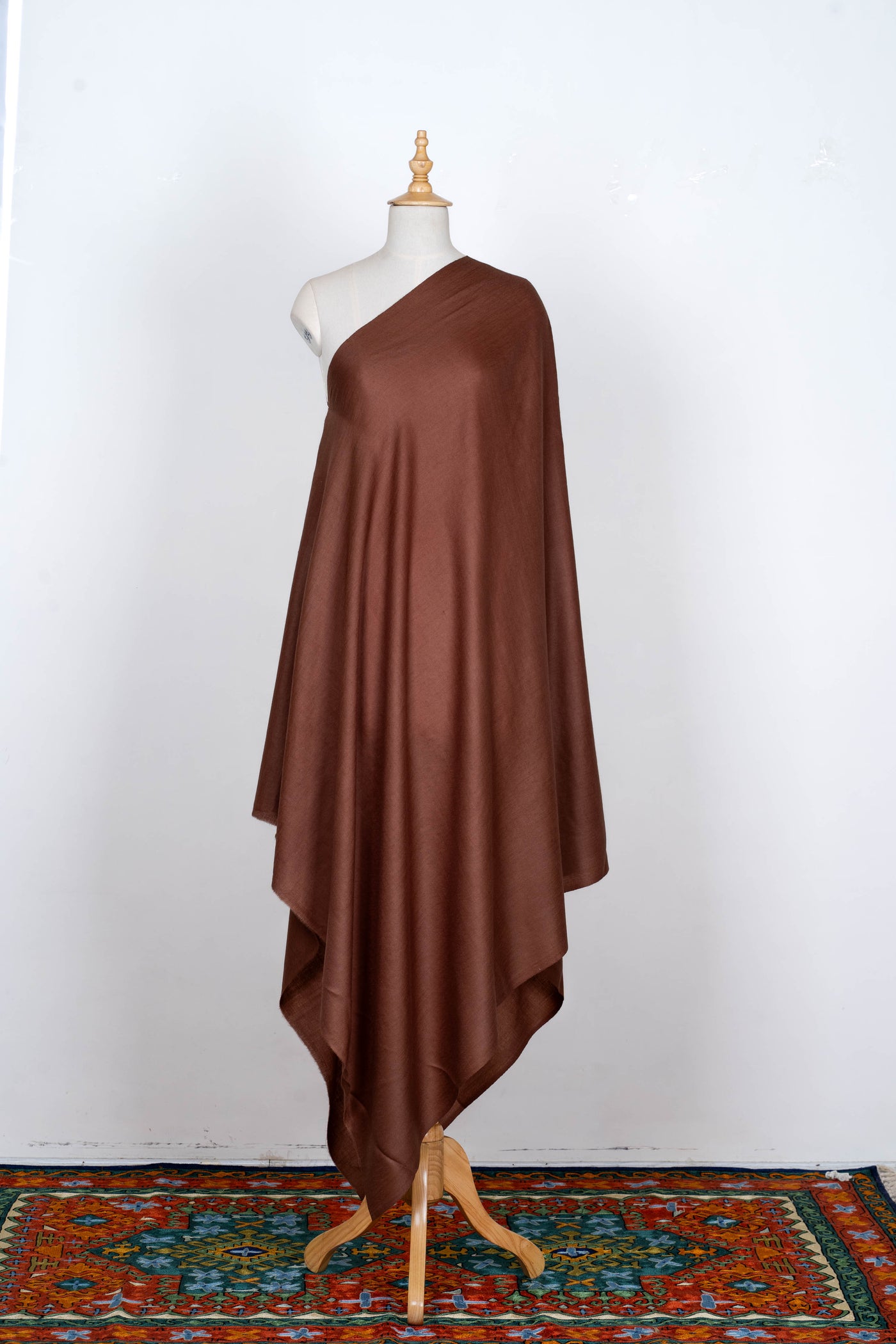 Earthy Mocha: Plain Merino Wool Shawl in Warm Brown