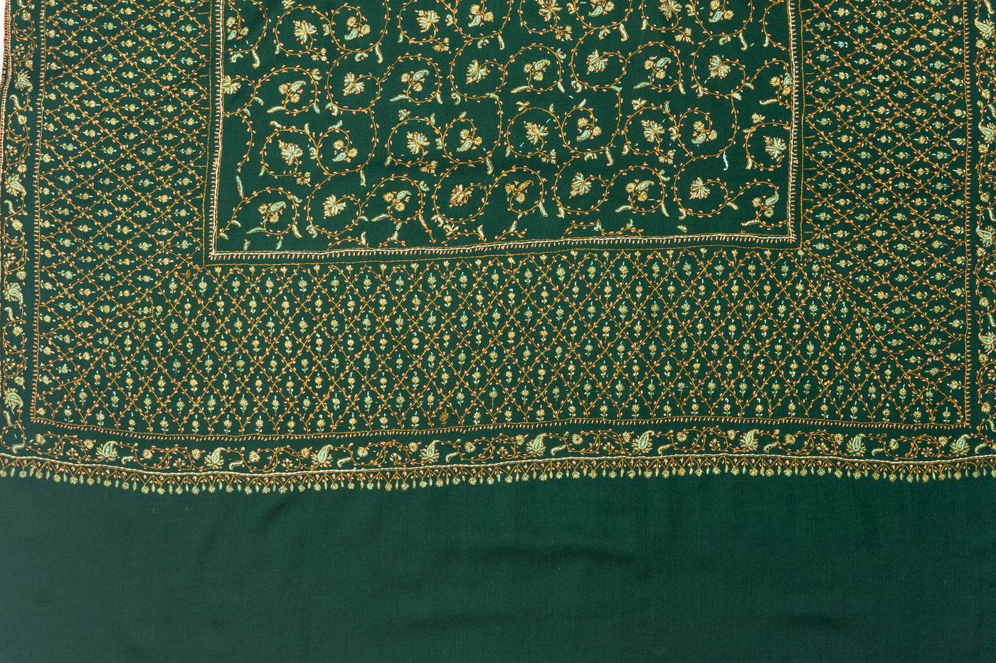 Emerald Grandeur: Hand-Embroidered Sozni Merino Wool Shawl in Deep Green