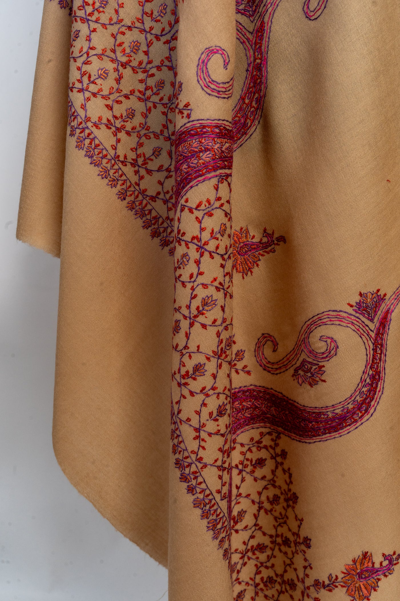 Blush Elegance: Hand-Embroidered Sozni Paisley Merino Wool Shawl in Soft Beige