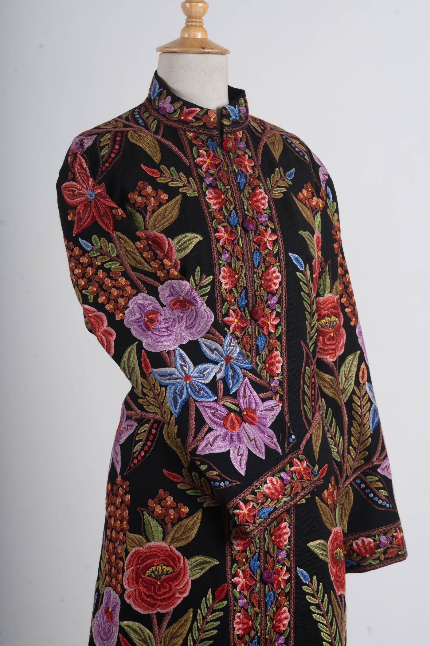 Midnight Bloom – Aari Hand Embroidered Long Jacket