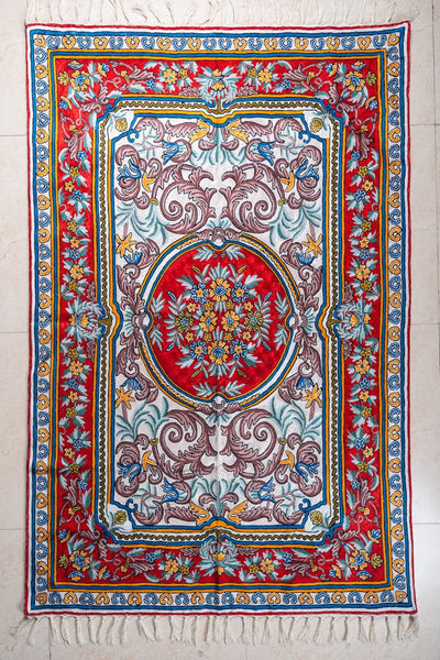 Hand Aari Embroidered chain stitch rug 6ft x 4ft (182.88cm x 121.9cm)