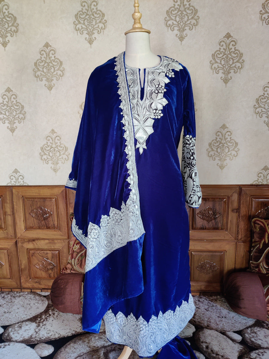 3 pcs Kashmiri Tilla Velvet Pheran With Stole and Trouser