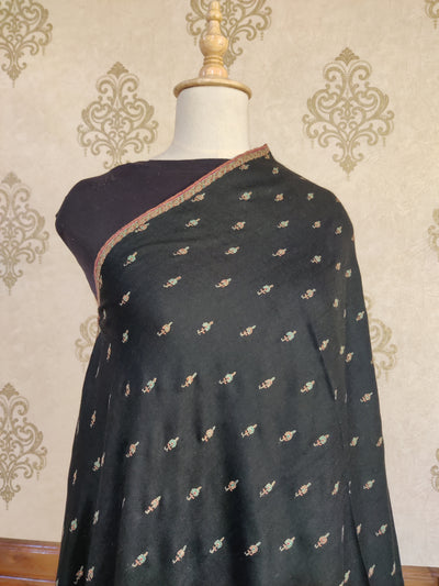 A Symphony of Craftsmanship: Pure Pashmina Shawl with Vibrant Sozni Embroidery