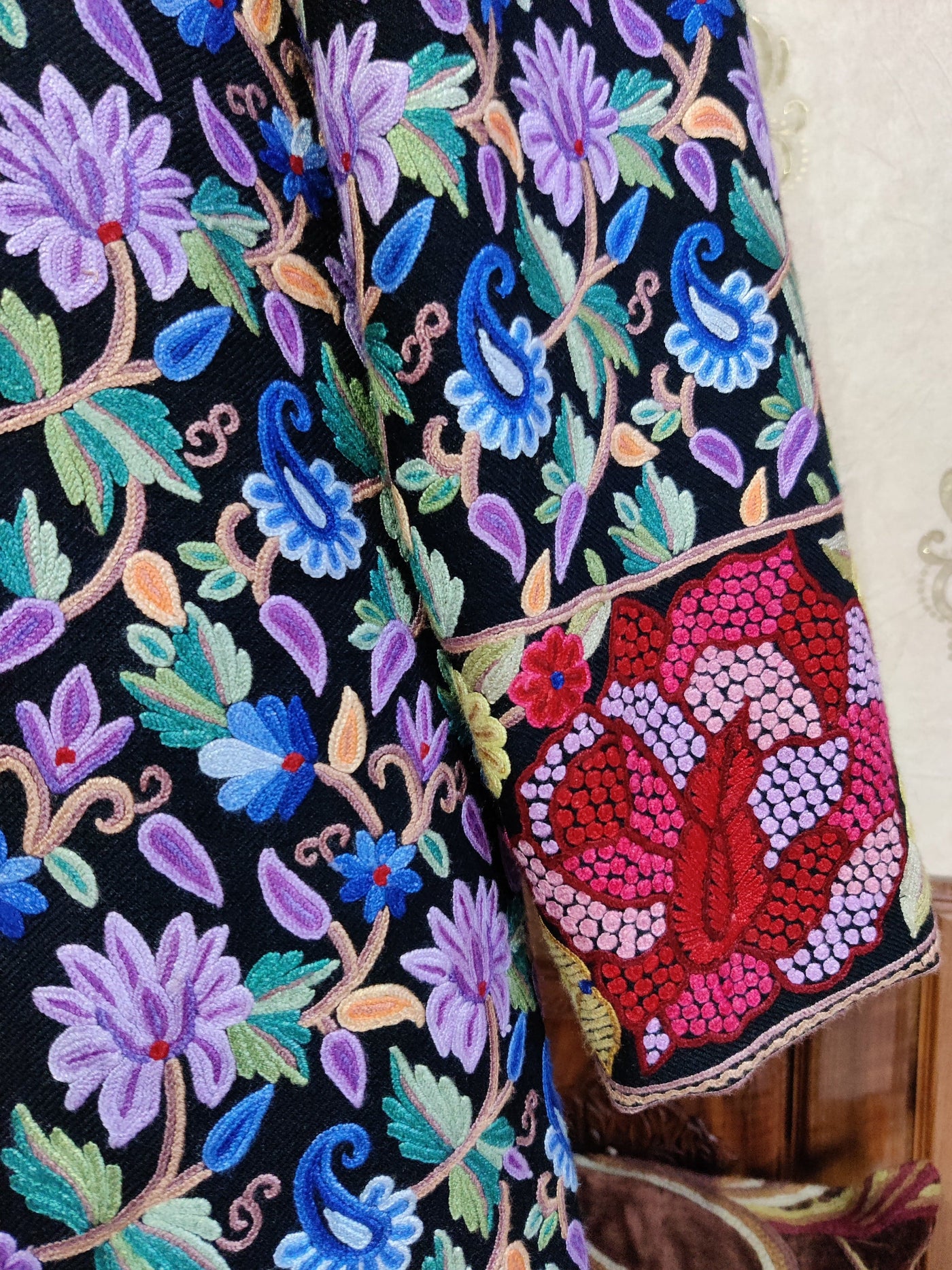Hand Aari Jamawar Jacket: Kashmir's Hues of Elegance