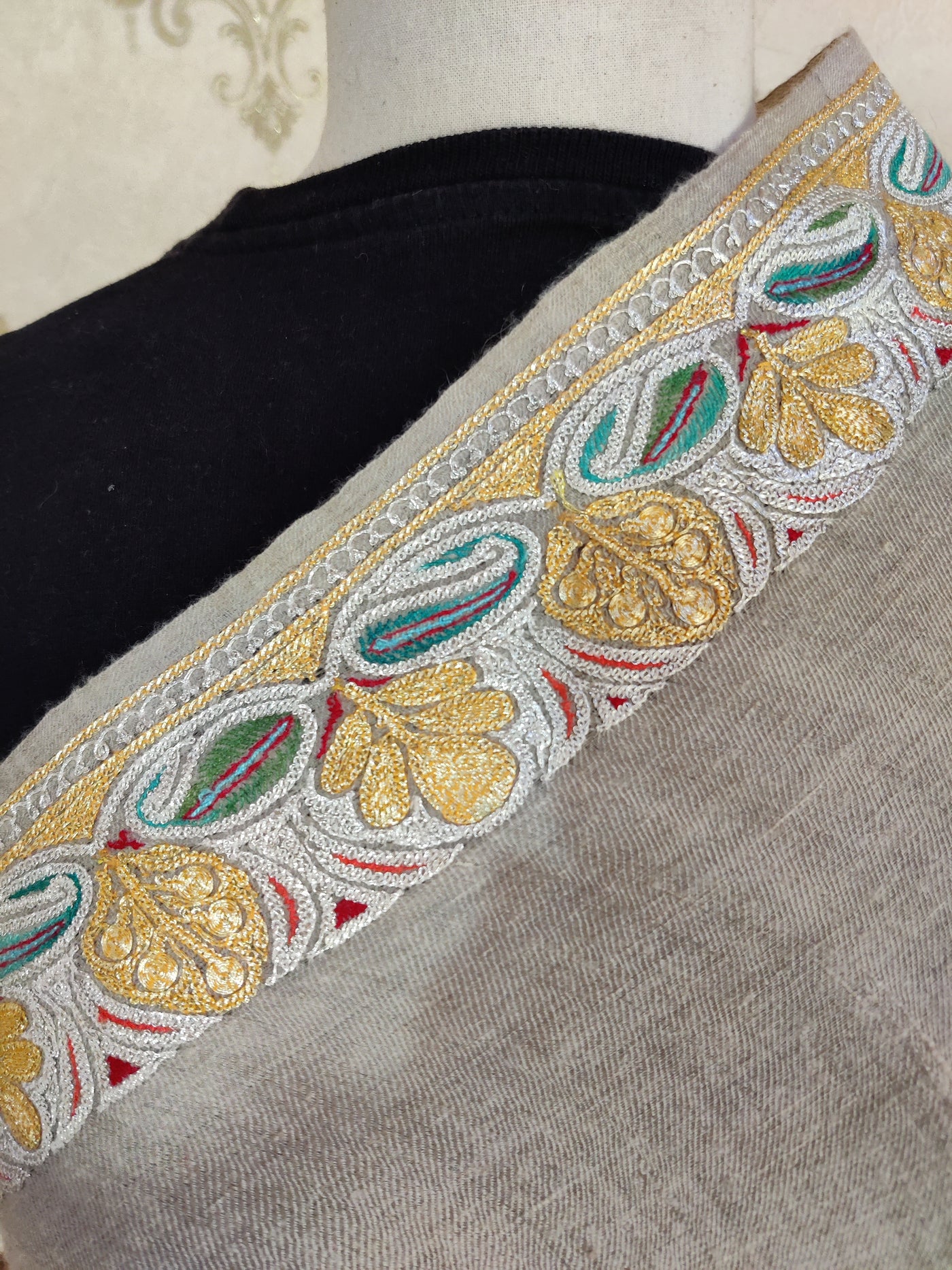 Pure Pashmina Jamawar Shawl with Hand Tilla Embroidery + Sozni Embroidery