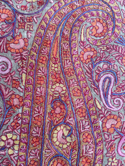 Big 275 cm (108") x 140 cm (55") Roshanara Paisley Cascade: Pure Pashmina Shawl with Hand Sozni Embroidery