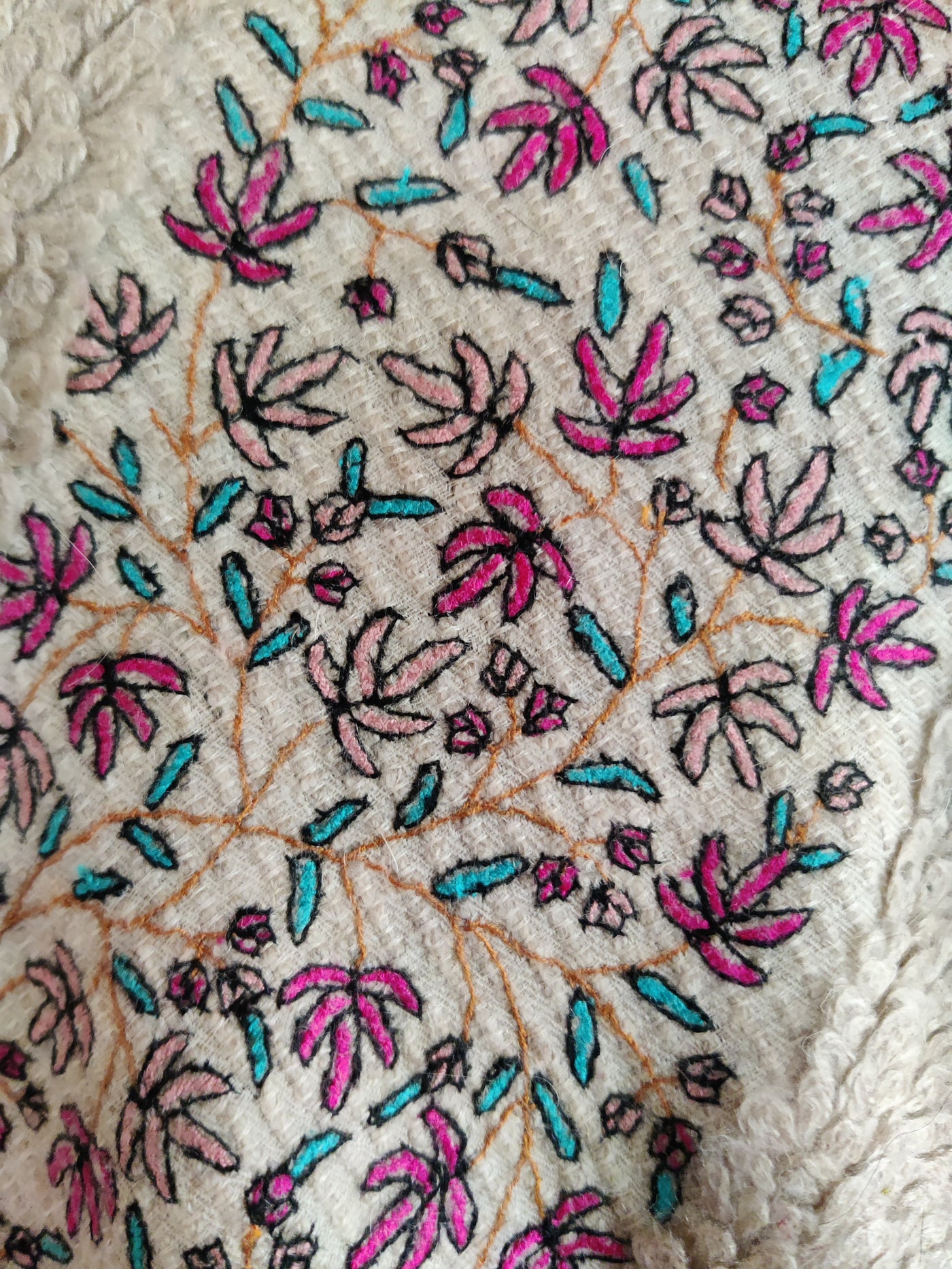 Roshanara's Aura Pashmina Shawl with Sozni Embroidery