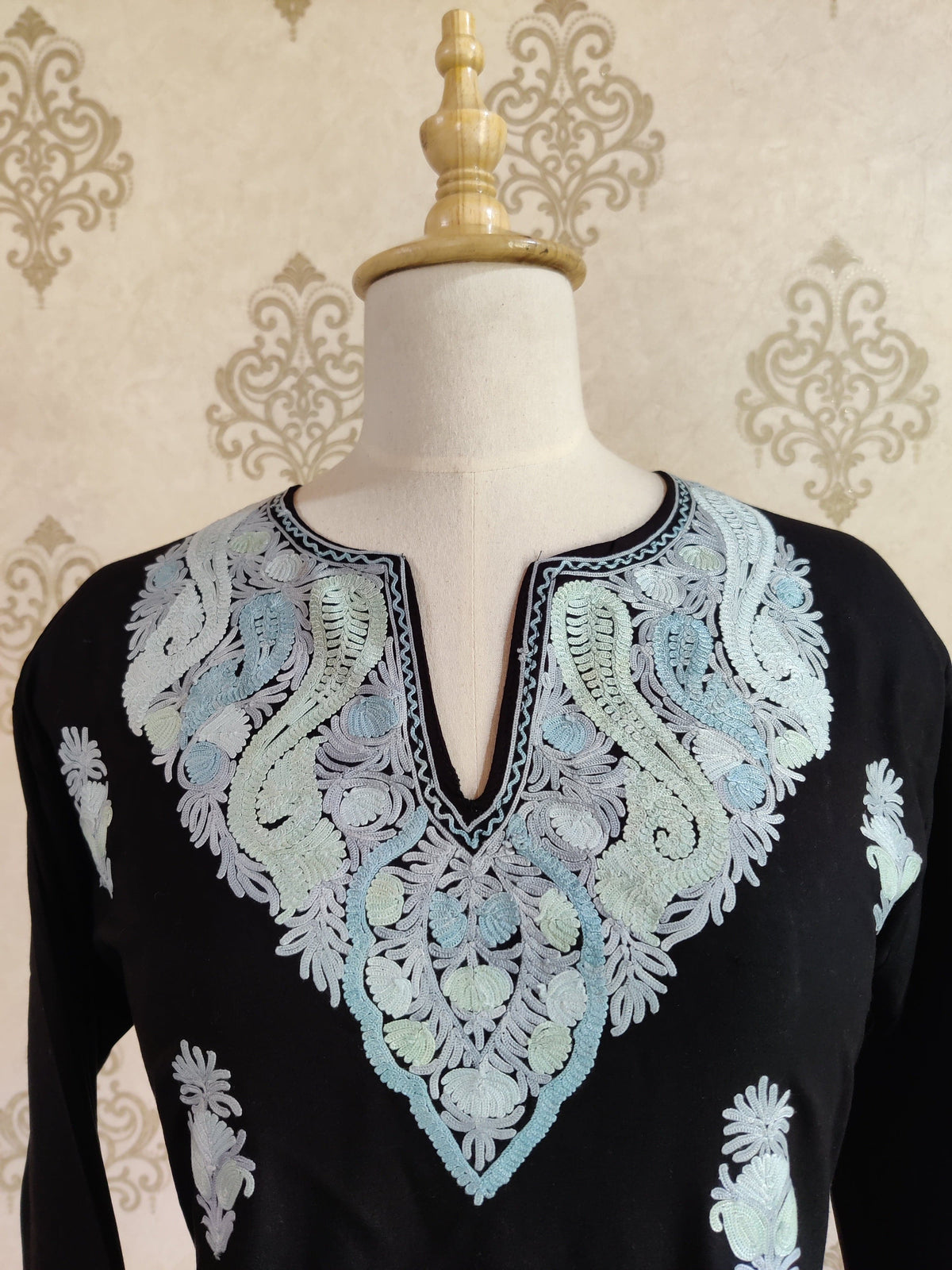 Noir Mystique Aari Embroidered Kurti