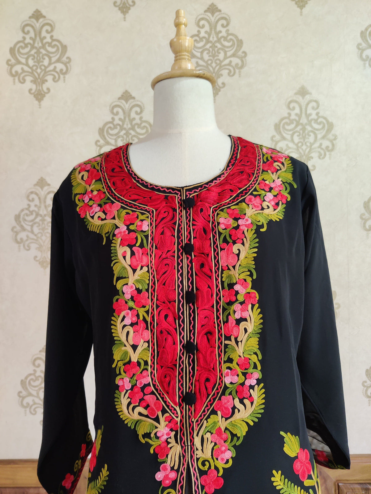 Floral Majesty Aari Embroidered Kaftan