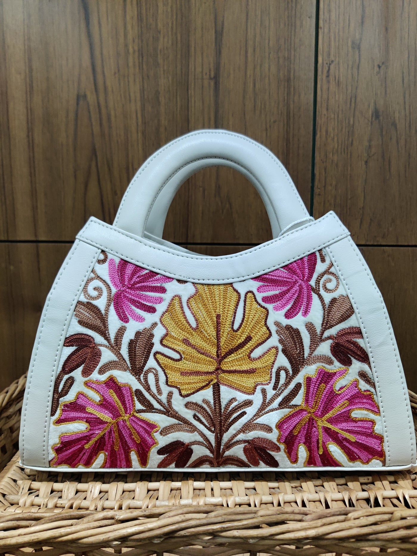 Ivory Elegance Kashmiri Embroidered Handbag