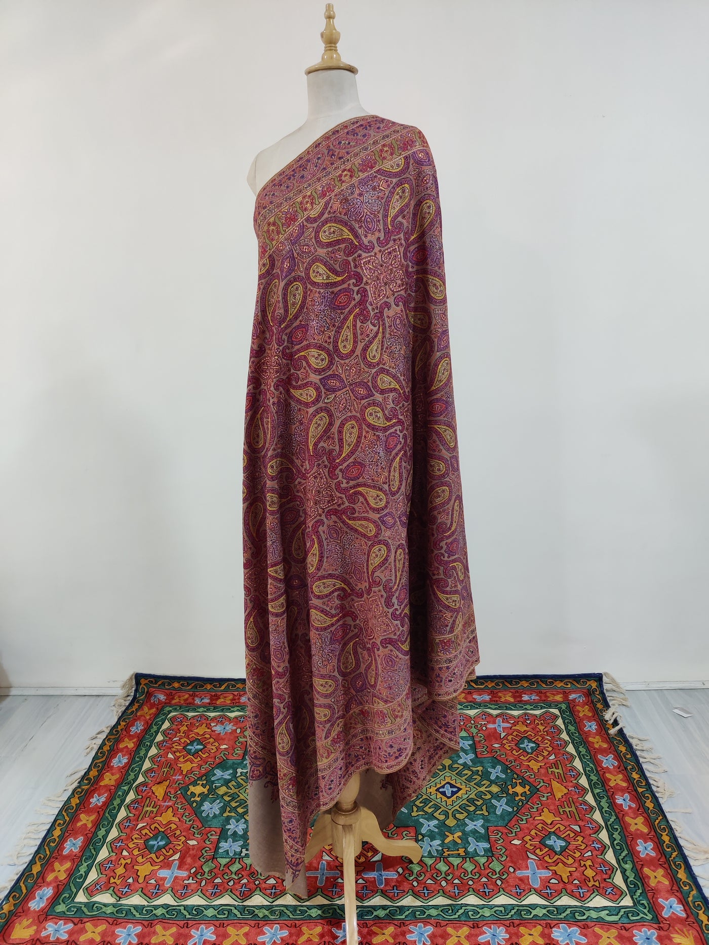 3 Yards : Autumn Glow Hand Embroidered Sozni Pure Pashmina Shawl