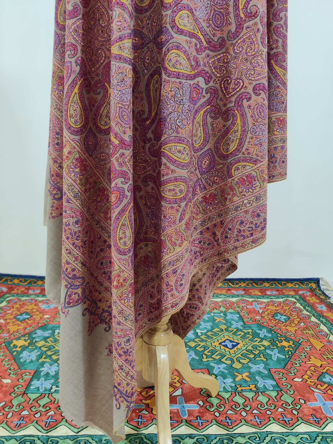 3 Yards : Autumn Glow Hand Embroidered Sozni Pure Pashmina Shawl