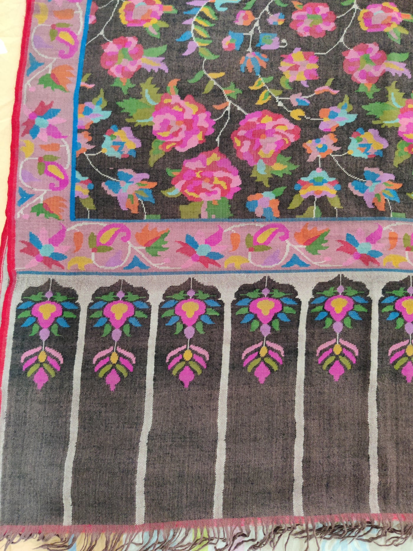 3 Yards : Floral Night Kani Pure Pashmina Shawl