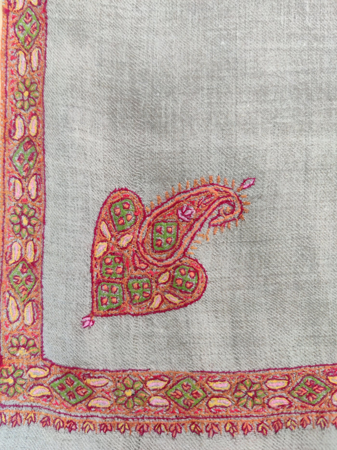 3 Yards : Minimalist Sozni Hand-Embroidered Pure Pashmina Shawl in Subtle Beige