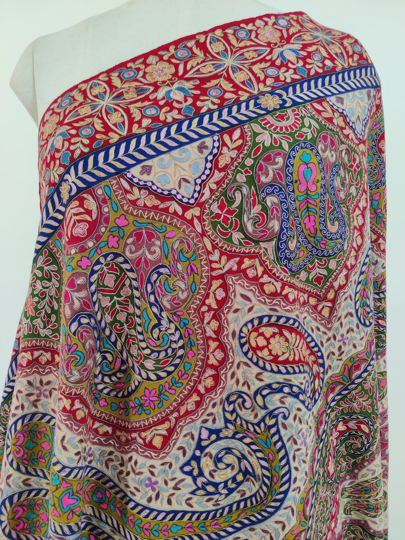 Kalamkari: Hand-Embroidered Sozni Pure Pashmina Shawl