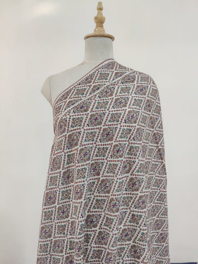 Geometric Harmony: Hand-Embroidered Sozni Pure Pashmina Shawl Jamawar