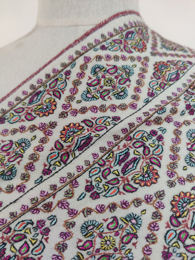 Geometric Harmony: Hand-Embroidered Sozni Pure Pashmina Shawl Jamawar