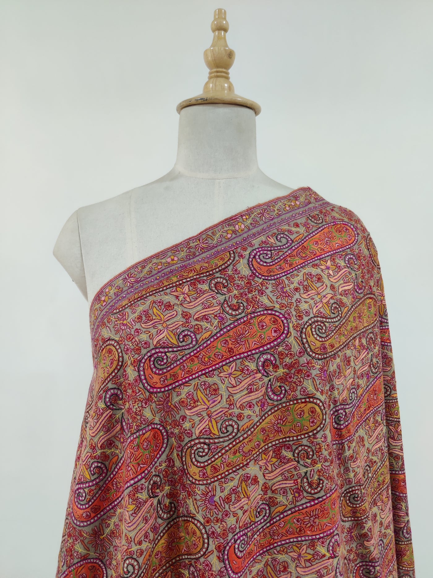 Ruby Heritage Sozni Embroidered Pure Pashmina Shawl