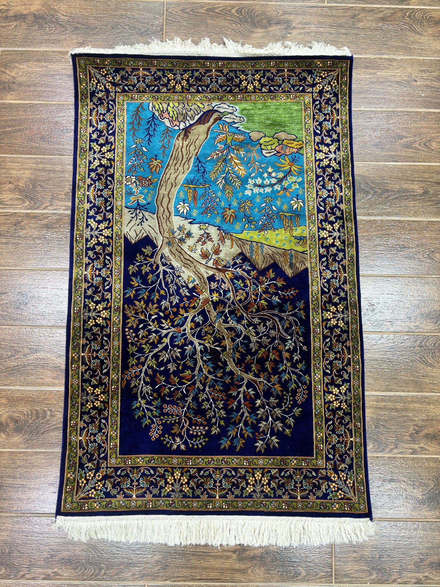 Pure Silk Kashmiri Carpet (2.5ft * 4ft)