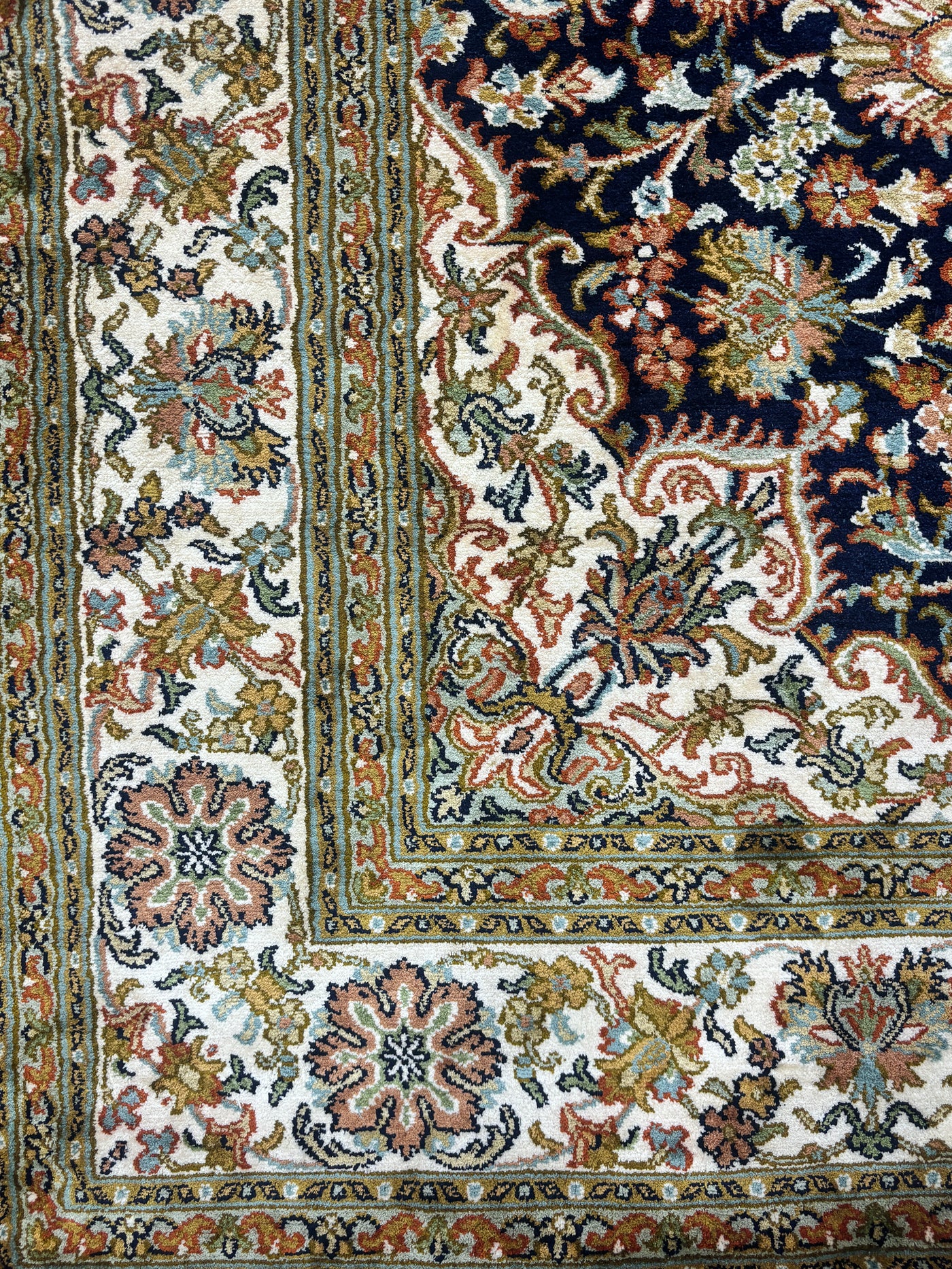 Royal Embrace - Pure Silk Hand Knotted Kashmiri Carpet (2.5FT * 4FT)