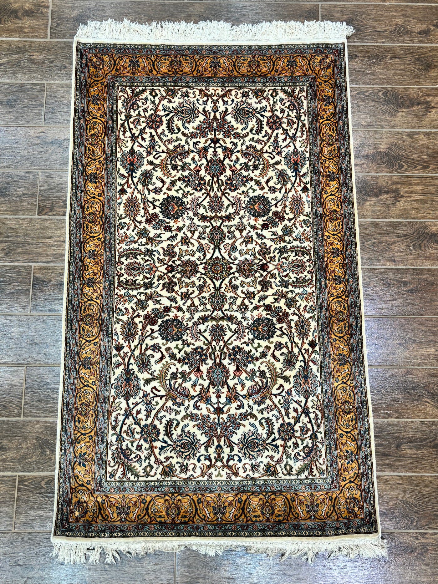 Ivory Elegance - Pure Silk Hand Knotted Kashmiri Carpet (3FT * 5FT)