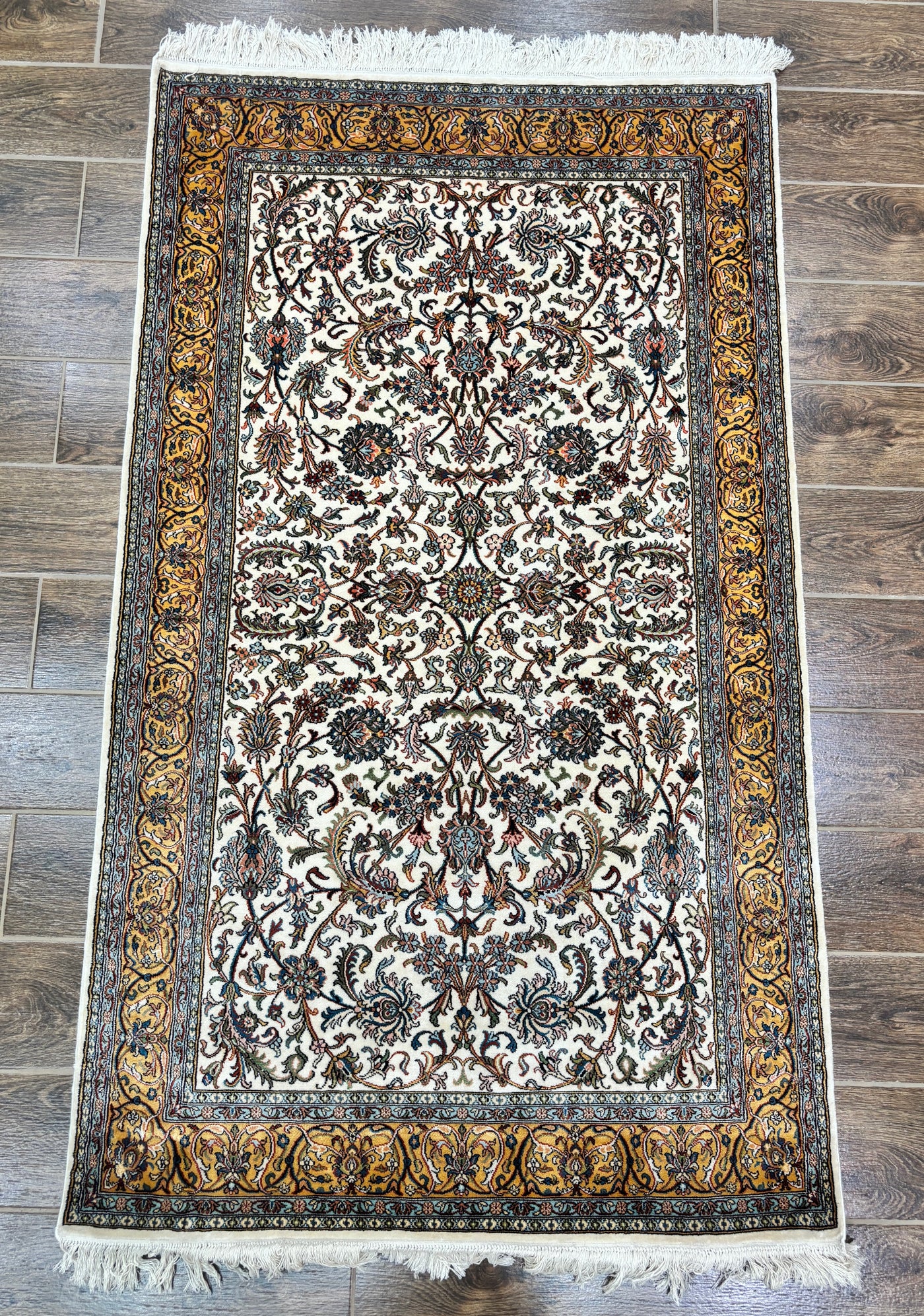 Ivory Elegance - Pure Silk Hand Knotted Kashmiri Carpet (3FT * 5FT)